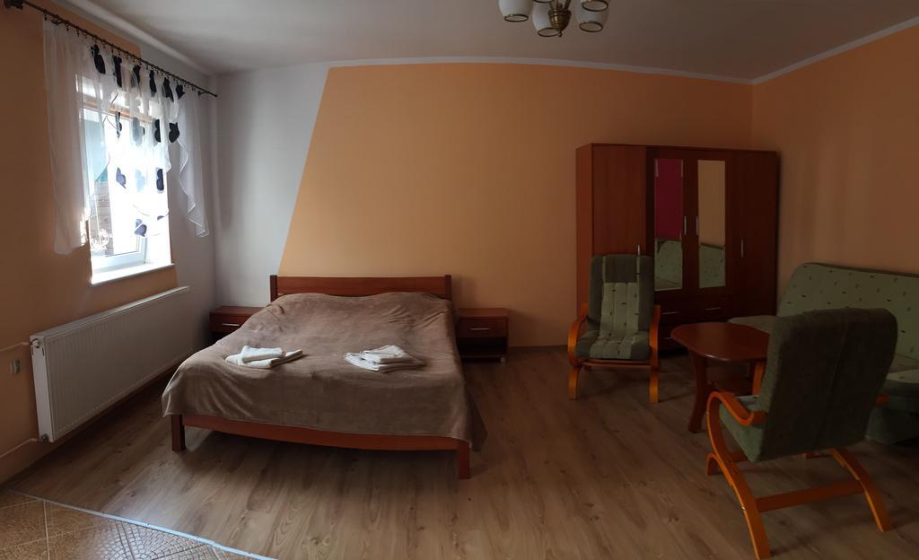 Dom Nad Kwisa Apartment Swieradow-Zdroj Bagian luar foto